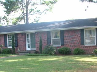 1930 Greenbrier Rd, Florence, AL 35630
