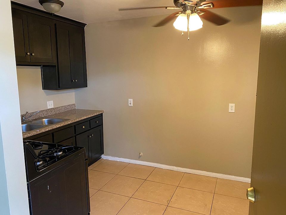 2nd image of 7948 Comstock Ave APT D