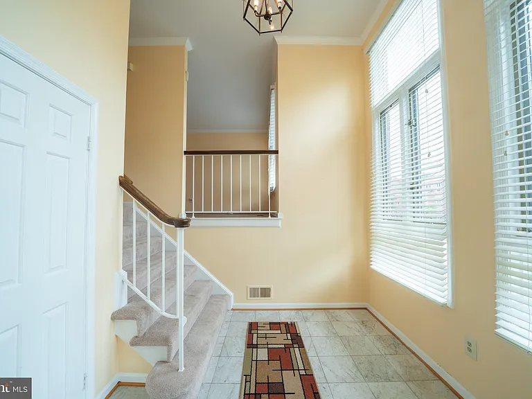 10168 Turnberry Pl — Photo 3