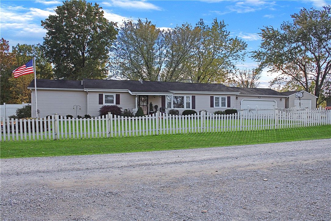 19838 Amber Ln, Ashmore, IL 61912 Zillow