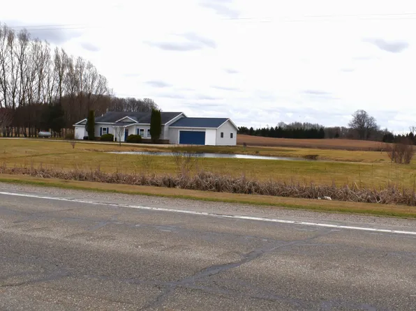 4425 W M 61 Rd, Gladwin, MI 48624