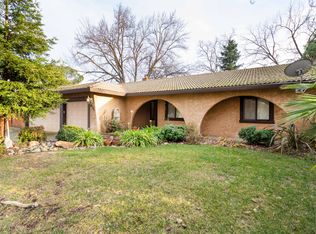 419 Rivella Vista Dr, Redding, CA 96001