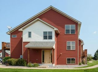 22365 Lilac Way, Forest Lake, MN 55025