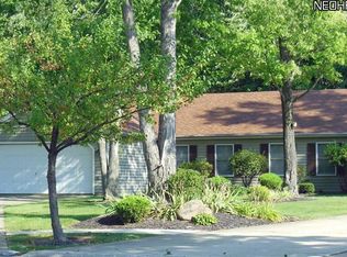 2109 Oakwood Ct, Avon, OH