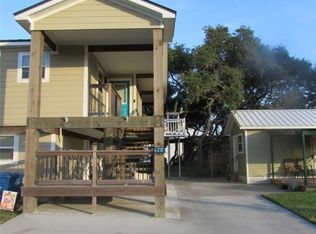 911 W Madison Ave, Port O Connor, TX 77982