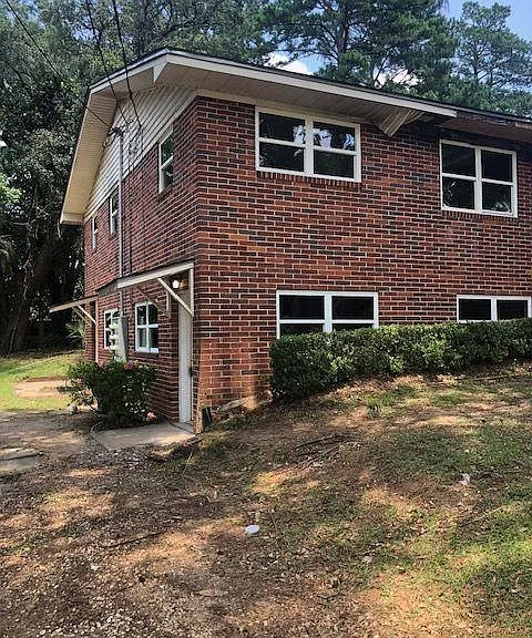 side entrance to unit 1
