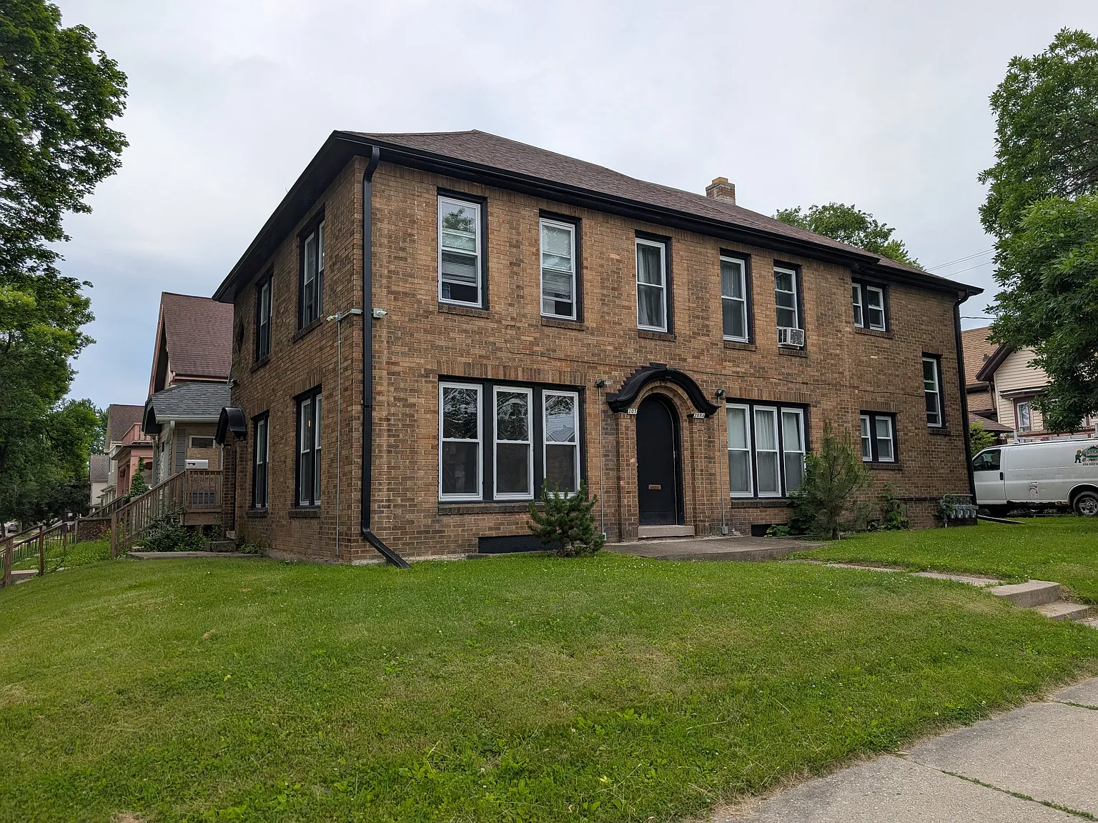 1 bed, $825 — Photo 2
