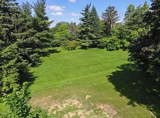 16W070 Birchwood Rd, Hinsdale, IL 60521