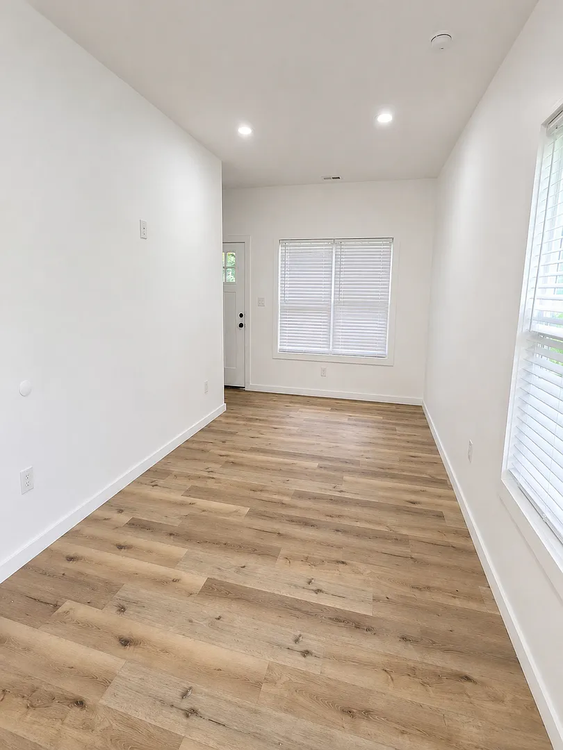 Brand-New 2-Bedroom Home with Modern Finishes in Crossville — Photo 4
