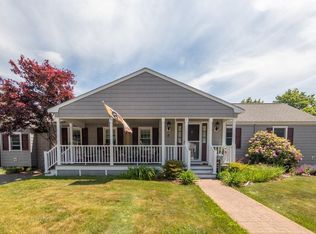 5 Joy St, Norwood, MA 02062