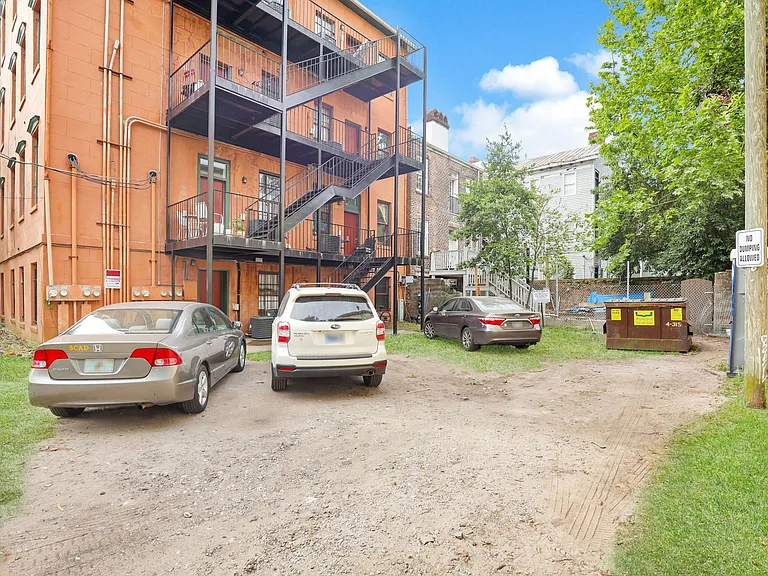 703 Barnard St #A — Photo 34