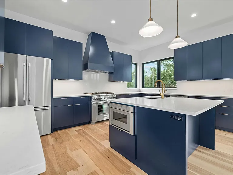 200 N Lake Hills Dr — Photo 14