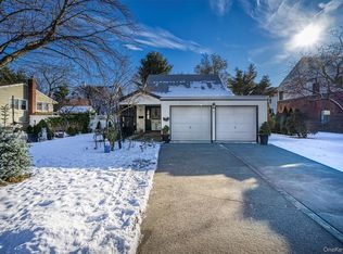 524 Livingston Street, Westbury, NY 11590