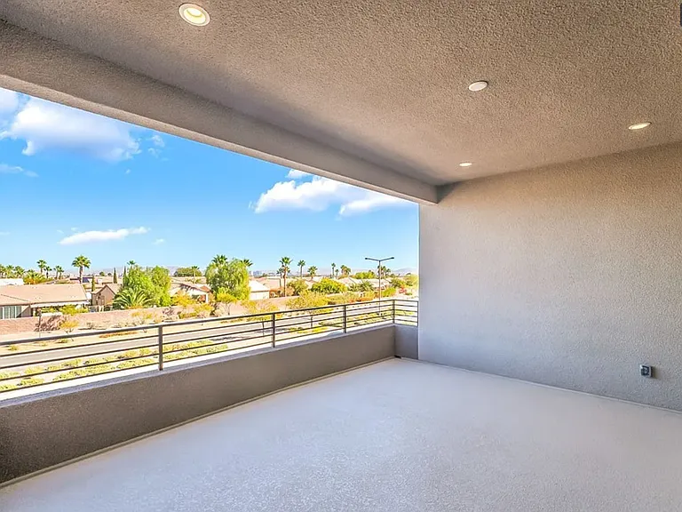 4846 Shady Ridge Dr — Photo 40