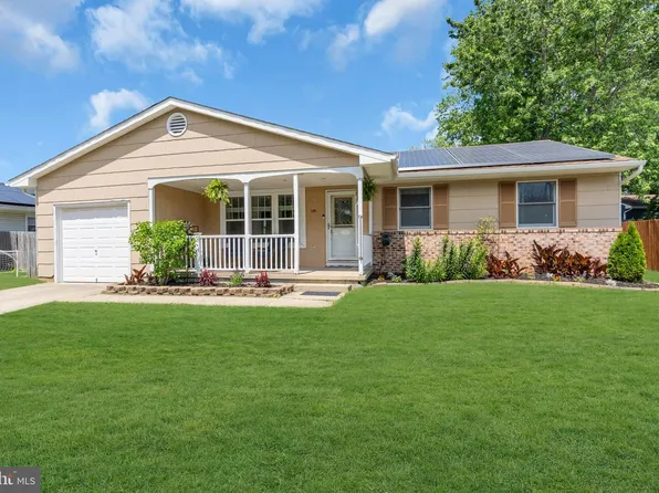 105 Boulder Lake Dr, Little Egg Harbor, NJ 08087