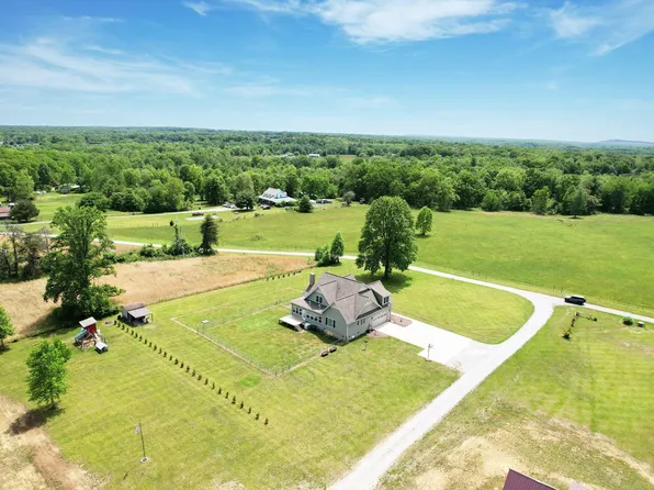380 Brittany Ln, Dayton, TN 37321