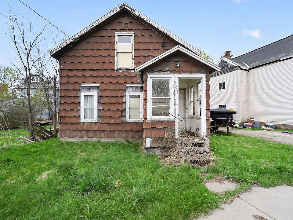 1st image of 227 Arlington St