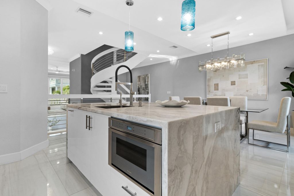 1792 Bay Drive #27, photo 8