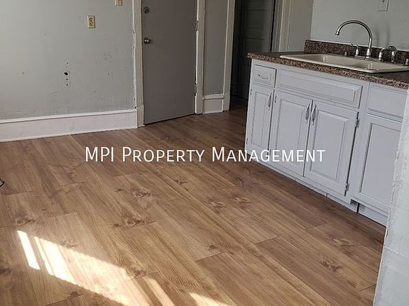 4th image of 2729 N 27th St #2729
