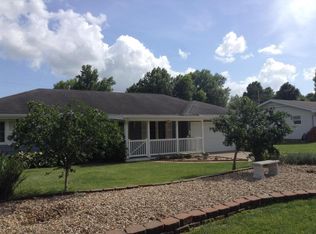 1328 W Swan St, Springfield, MO 65807