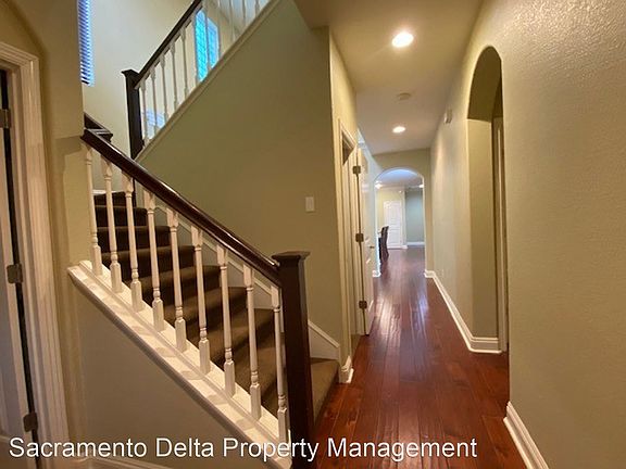4th image of 3193 Ardley Dr