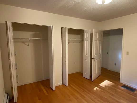 5th image of 87 Brucemont Cir