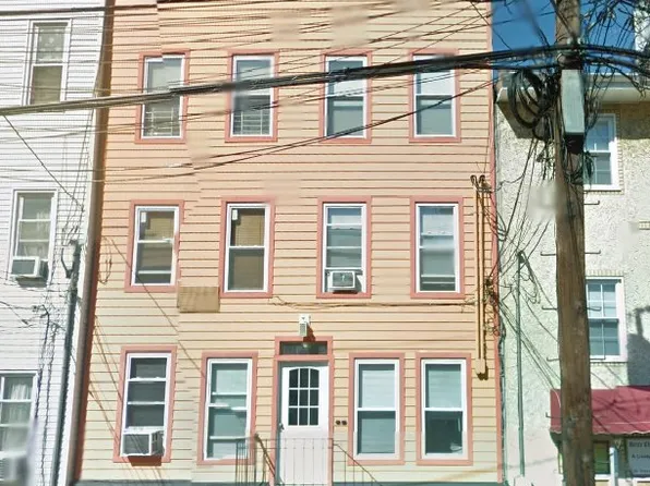 342 4th St APT 2, Jersey City, NJ 07302