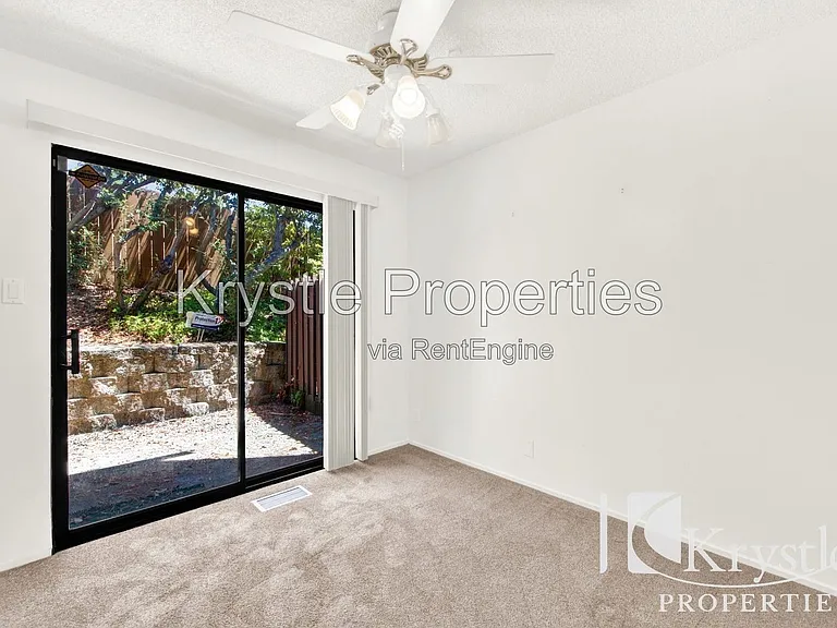 196 Kathy Ellen Dr — Photo 11