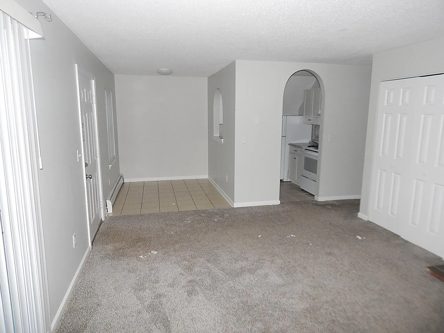 2 bed, $1,600 — Photo 2