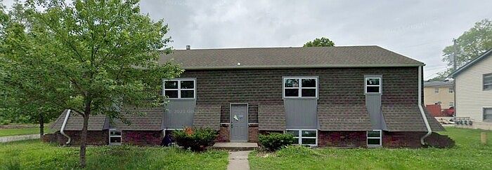 1st image of 700 N 70th St Unit 700