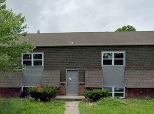 700 N 70th St UNIT 700, Kansas City, KS 66112