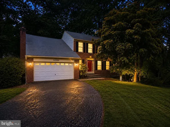 12101 Faulkner Dr, Owings Mills, MD 21117