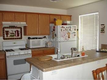2nd image of 2048 Seattle Shore St