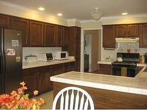 5th image of 5 Sherwood Dr