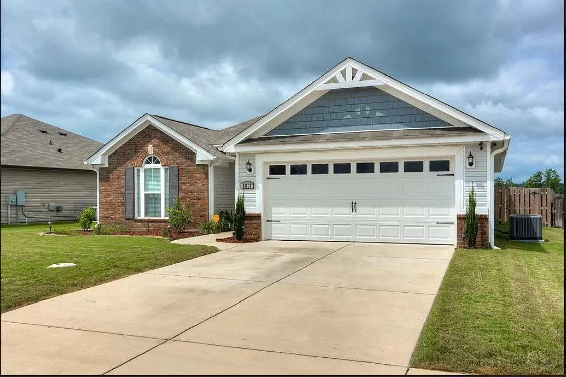 Building Photo - 4017 Pullman Cir