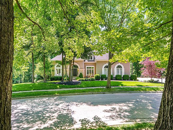 3rd image of 5421 Reserve Dr