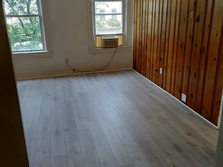 339 Spahr St #2 — Photo 15