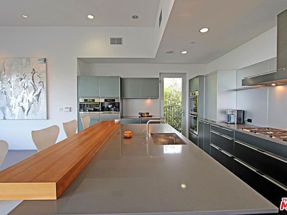5th image of 14360 Mulholland Dr