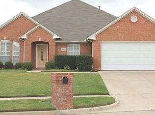 1403 Lyra Ln, Arlington, TX 76013