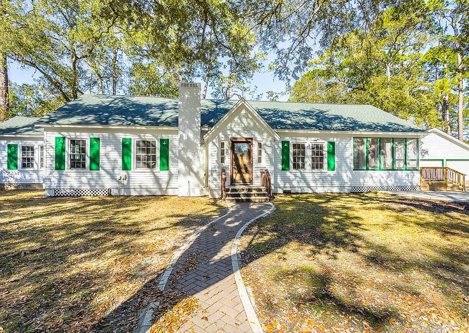 1st image of 12 Sunset Cir