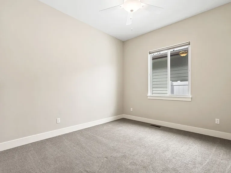 7820 W Cardinal Dr — Photo 21