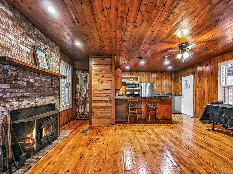 139 Cradle Rock Rd — Photo 12