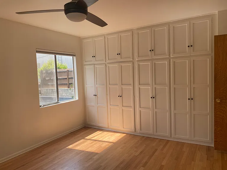 1221 N Flores St #4 — Photo 6
