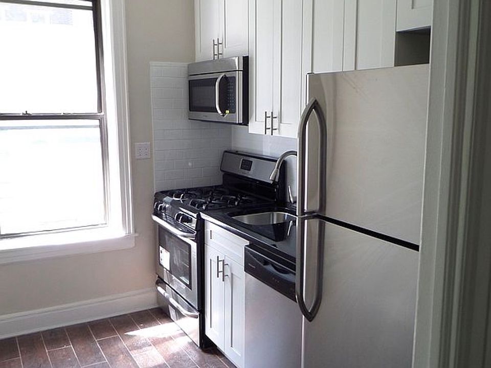 1st image of 4105 43rd St APT B1