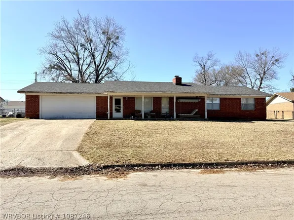 210 Roberts Loop, Roland, OK 74954