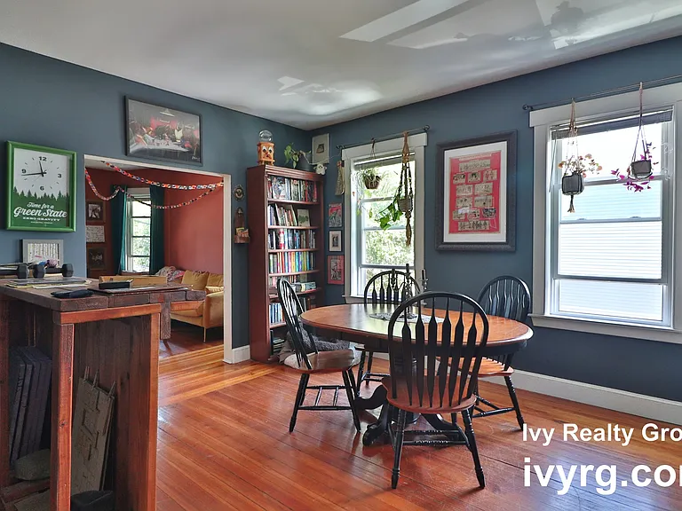 353 Lowell St #2 — Photo 5