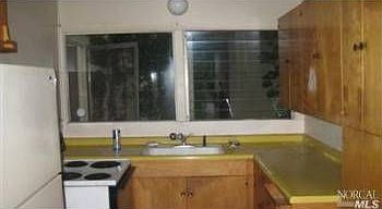 2nd image of 358 Hyacinth Way