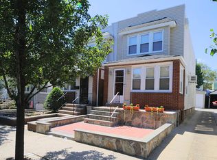 6934 68th St, Ridgewood, NY 11385