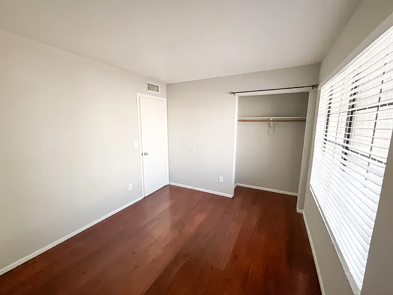 2455 E Broadway Rd #79 — Photo 9