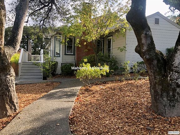 2nd image of 851 Schuman Ln